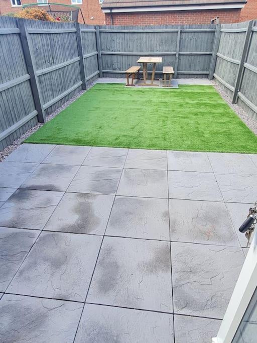 Modern 2 Bed House - Hs2, Nec & Birmingham Airport *