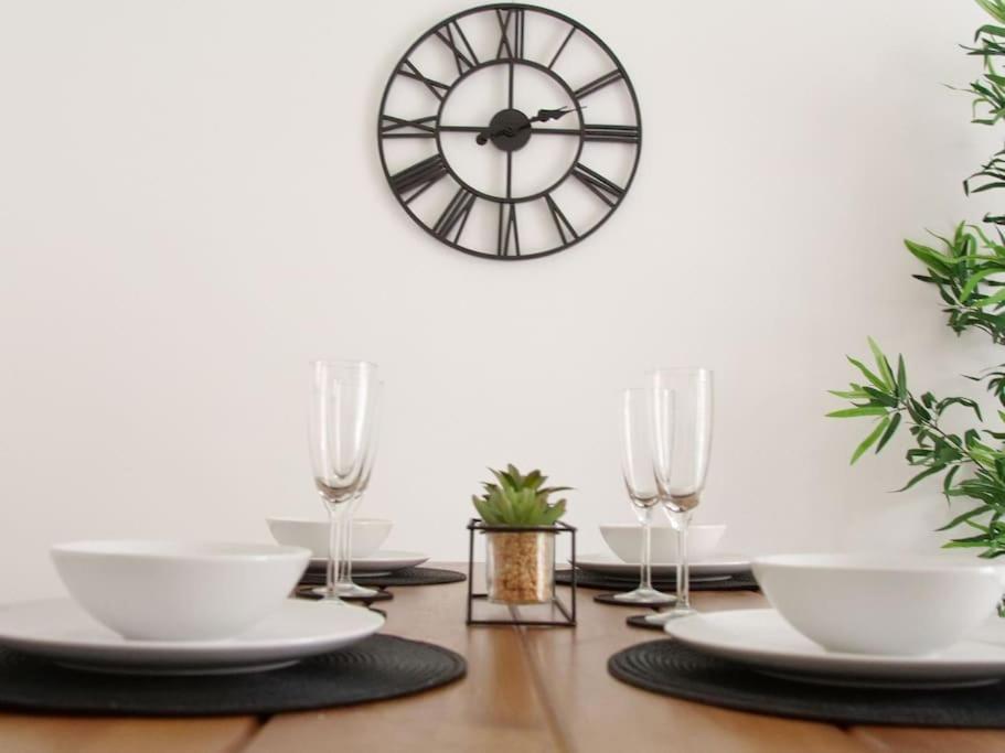 Holiday home Modern 2 Bed House - Hs2, Nec & Birmingham Airport